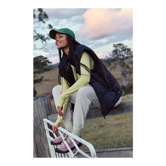 Free movement In A Bubble Puffer Vest - Picture 1 of 7